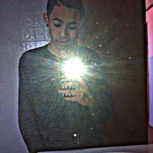 Meet your Posher, Ëric